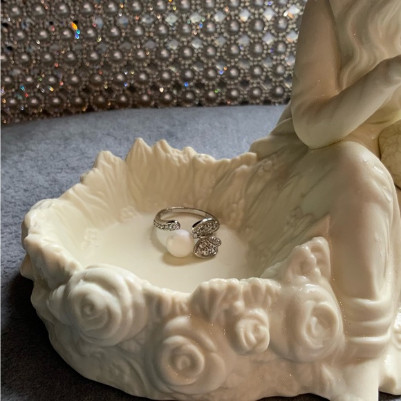 Beautiful .925 Ring - Picture 2 of 2